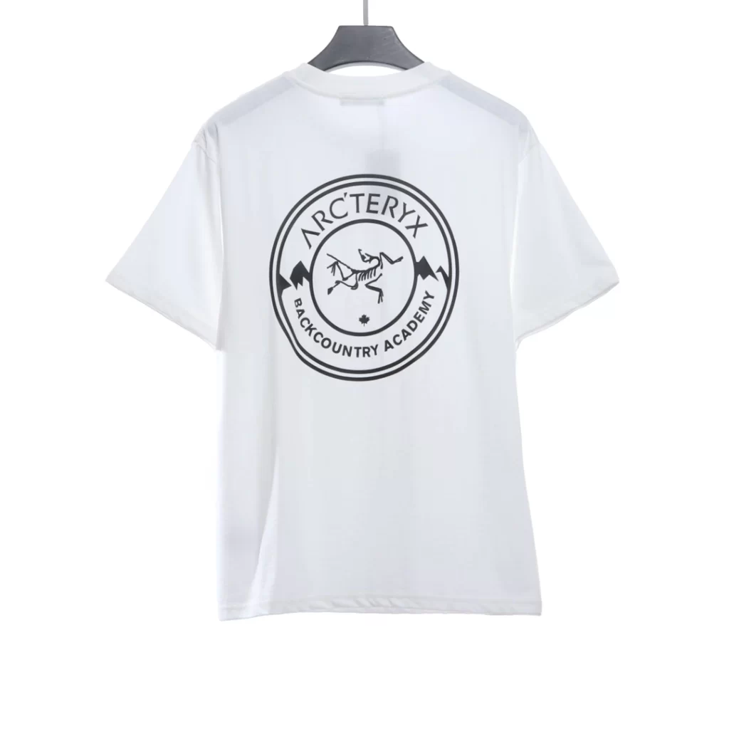 Large compass print T-shirts